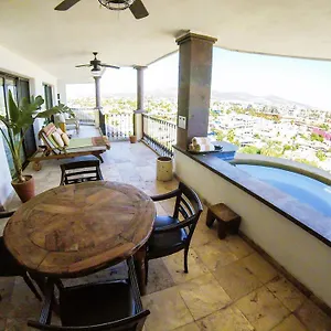 Apartahotel La Vista Luxury Villas At Pedregal